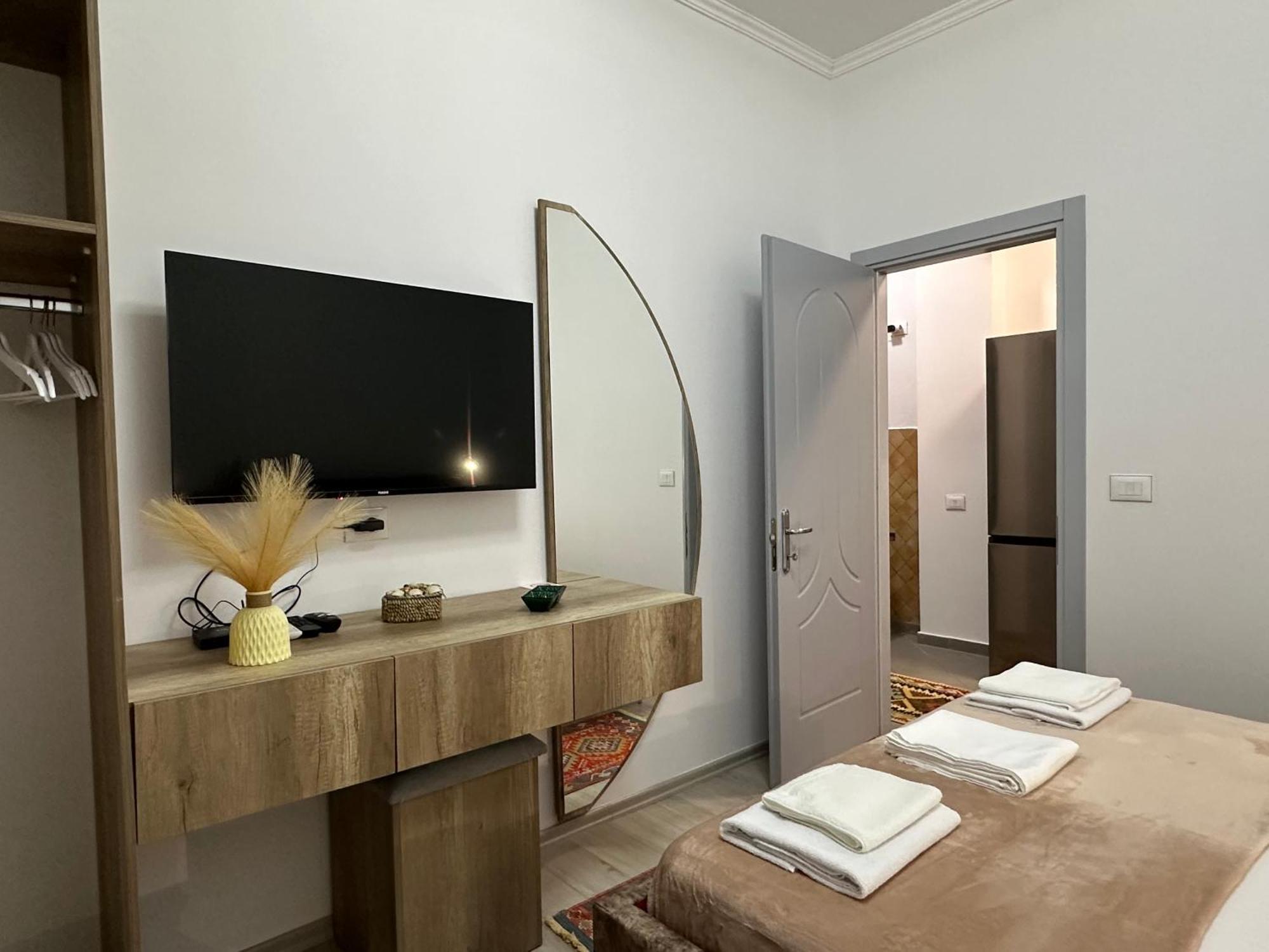 Lola'S Rooms Gjirokastër Buitenkant foto